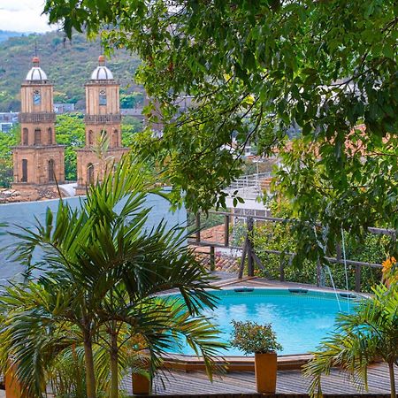 Traveler Hostel Сан-Хіль Екстер'єр фото