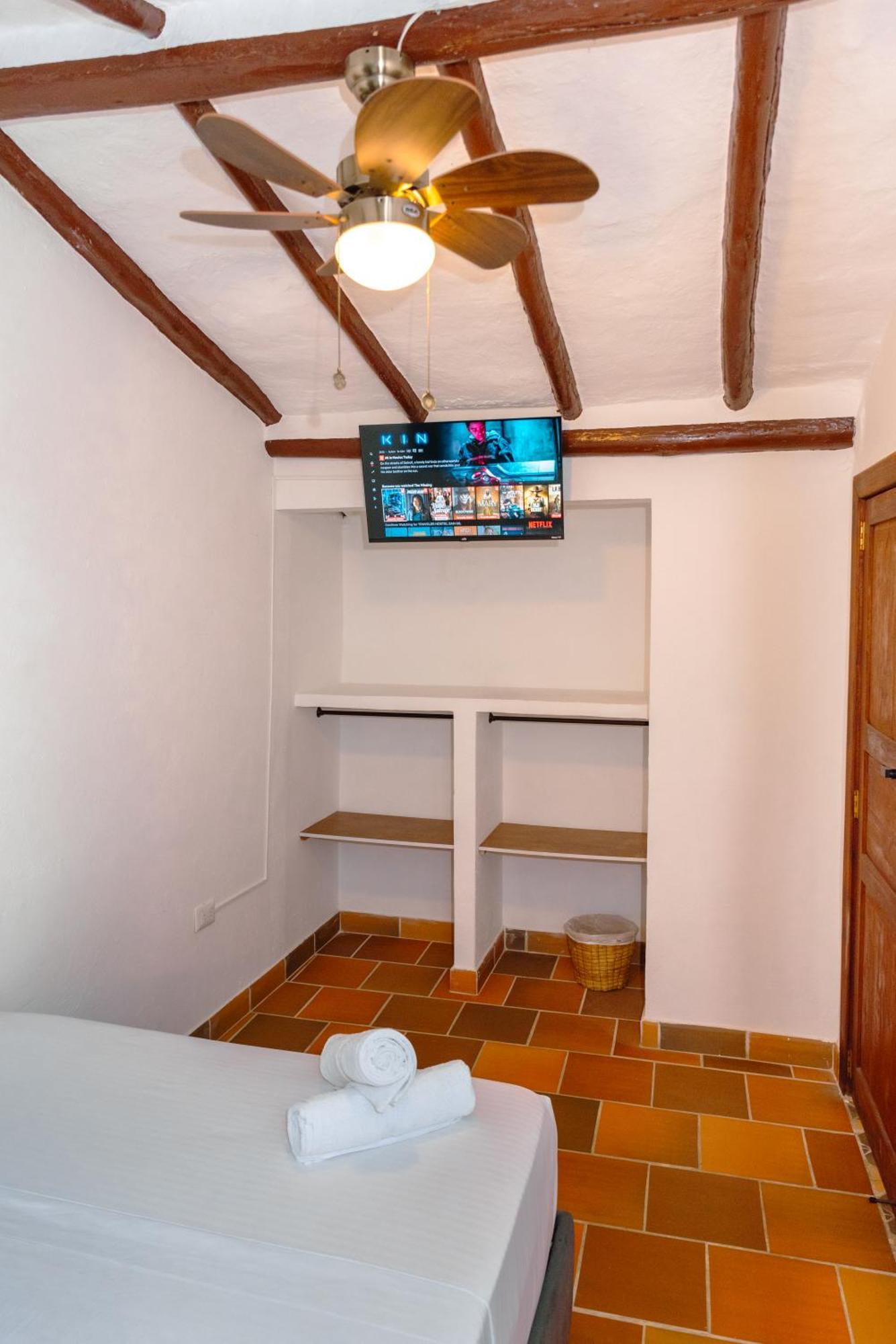 Traveler Hostel Сан-Хіль Екстер'єр фото