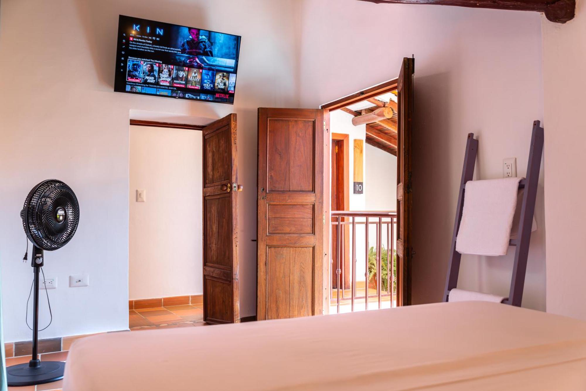 Traveler Hostel Сан-Хіль Екстер'єр фото